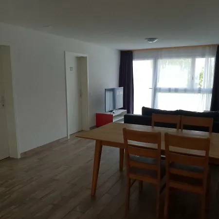Swiss Holidays Aparthotel 3*